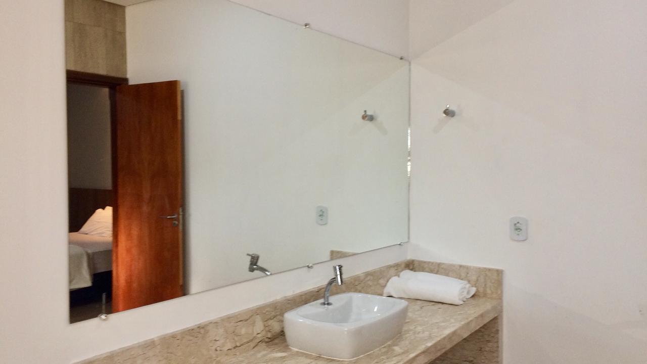 Cast Comfort Hotel Paranaíba Exteriör bild