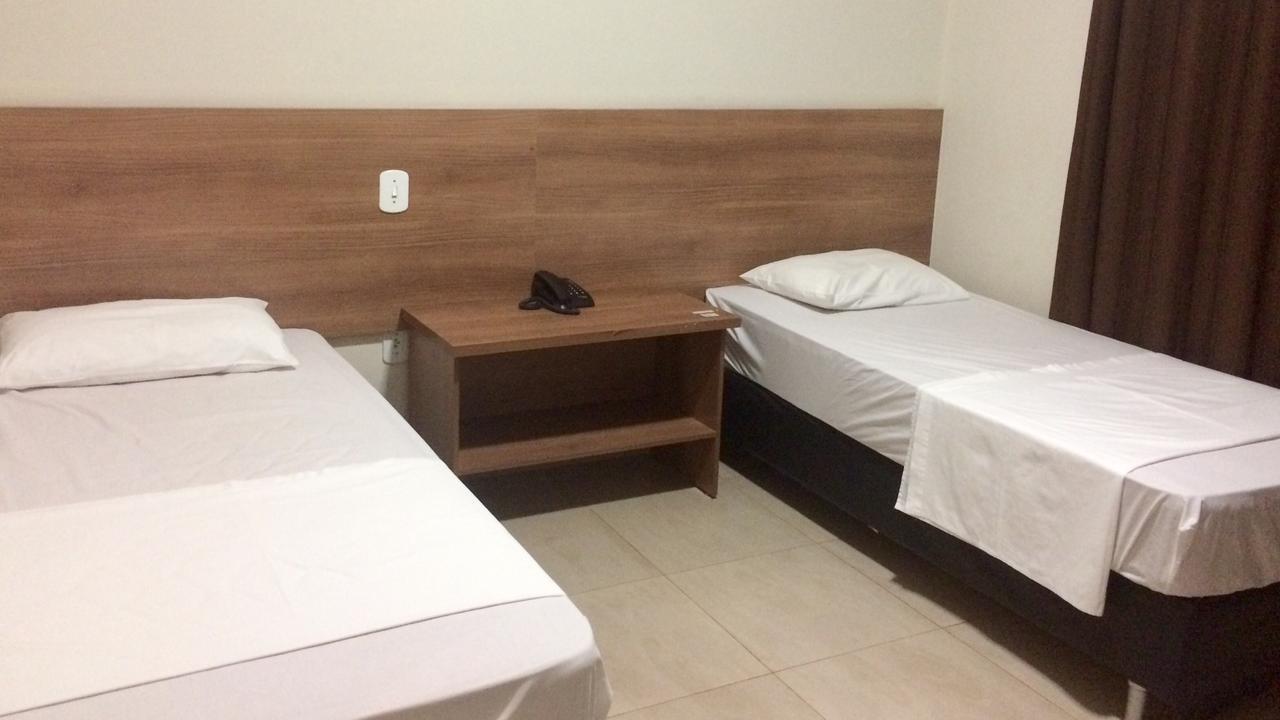 Cast Comfort Hotel Paranaíba Exteriör bild